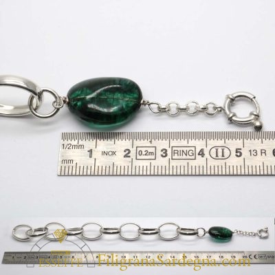 Bracciale d'argento lucido anelli e pietra verde