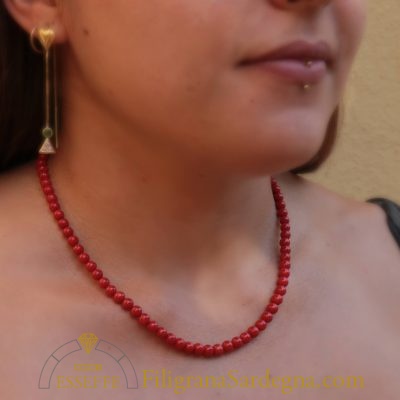 Collana di corallo rosso (6 mm diametro) prima scelta